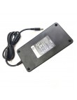 FONTE PARA NOTEBOOK DELL - 19,5V X 12,3A - 240W - DE19A